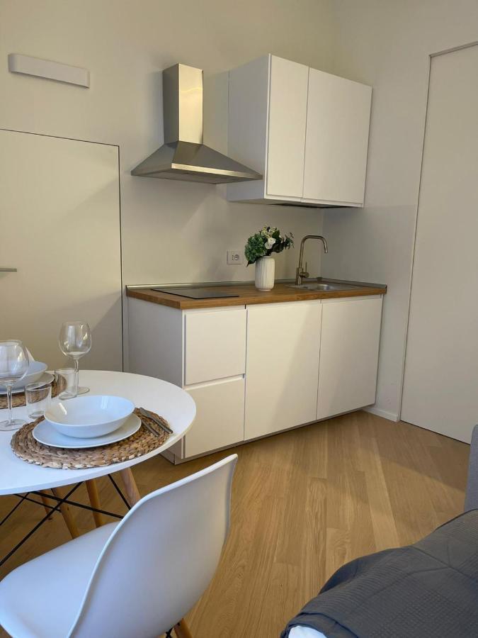 A Casa Di Beatrice Apartment มิลาน ภายนอก รูปภาพ
